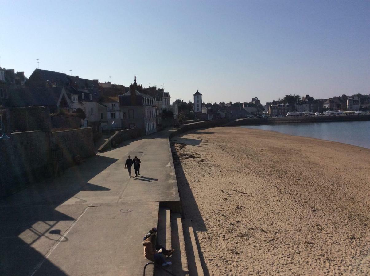 Le Sablon 50M Plage 2 Pers Possible 4 Saint-Malo Kültér fotó
